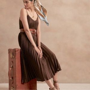 Banana Republic Brown Accordion Pleat Satin Maxi Dress Sz M